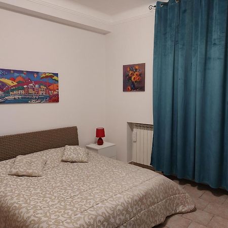 Marina Apartments Taranto Eksteriør billede