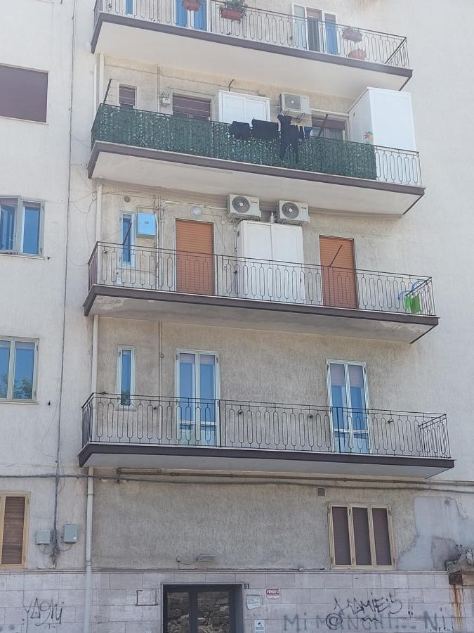 Marina Apartments Taranto Eksteriør billede